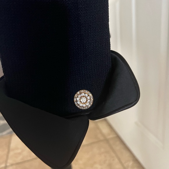 St. John Evening by Marie Gray black Santana rhinestone button jacket. - Picture 8 of 8